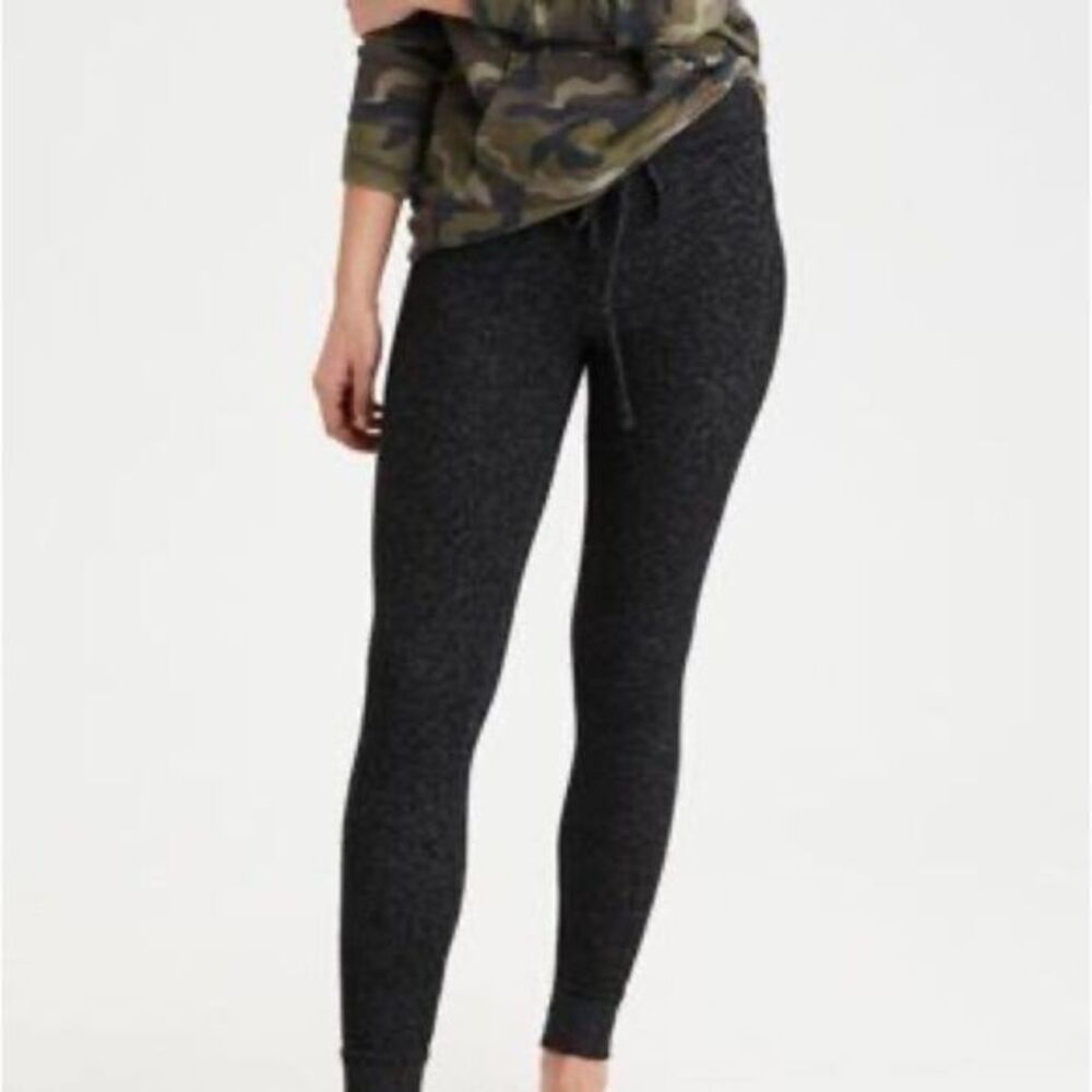 AMERICAN‎ EAGLE Women’s Ahh-Mazingly Soft Plush Jogger Pants Gray Size Large